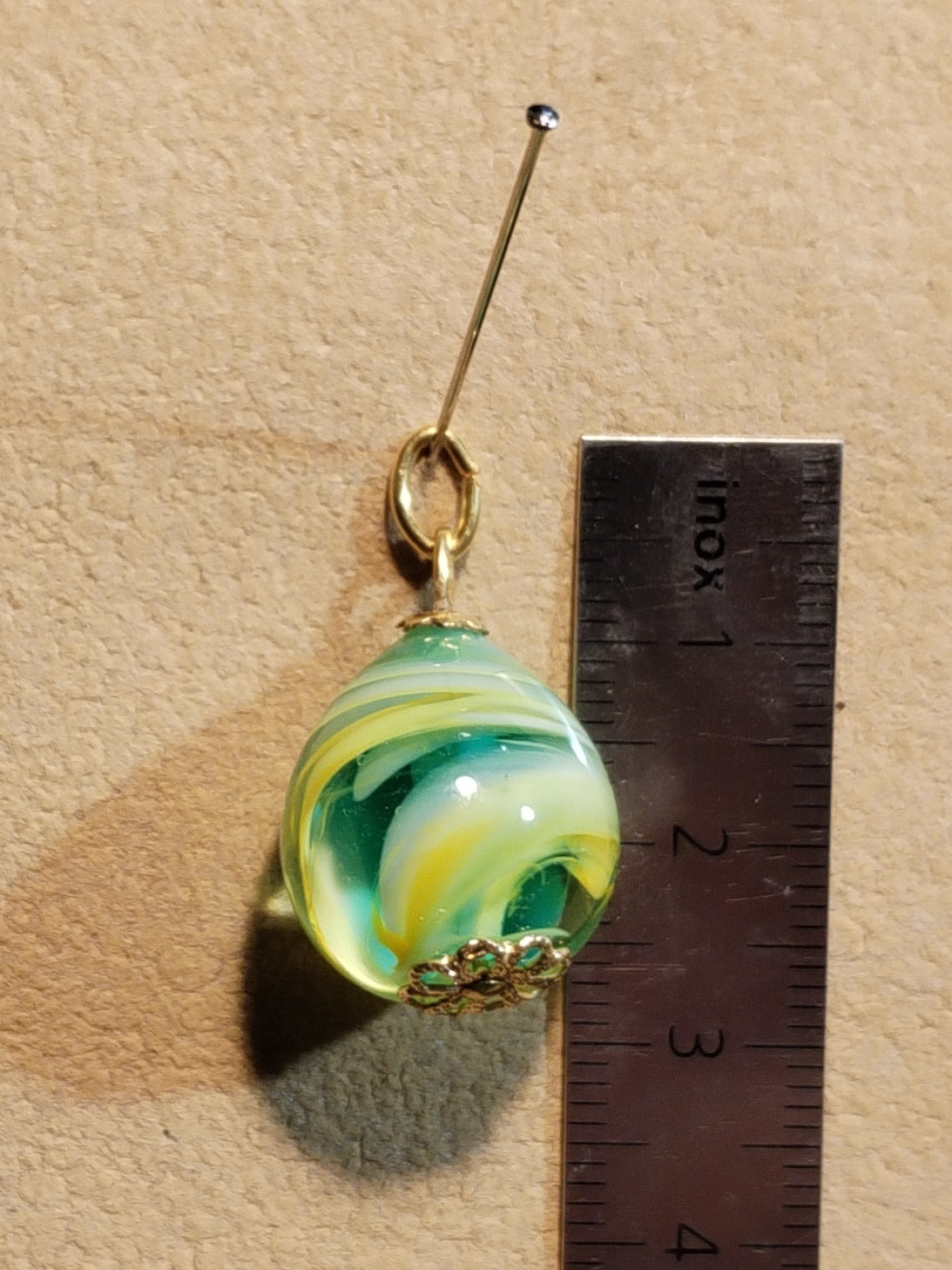 10 Pendentifs "Oeuf Pâques en Perles de verre"