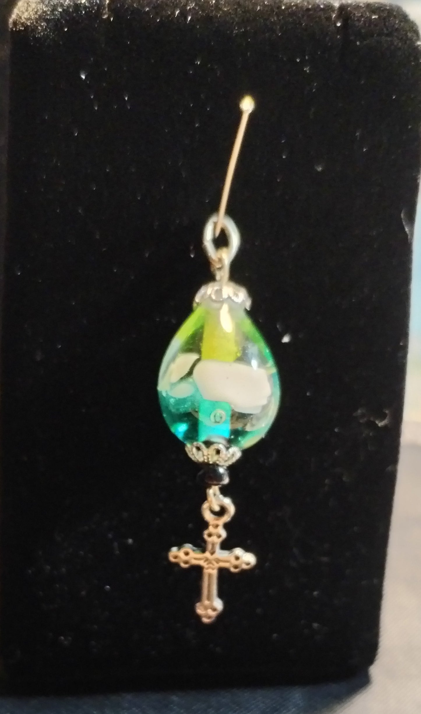 10 Pendentifs "Oeuf Pâques en Perles de verre"